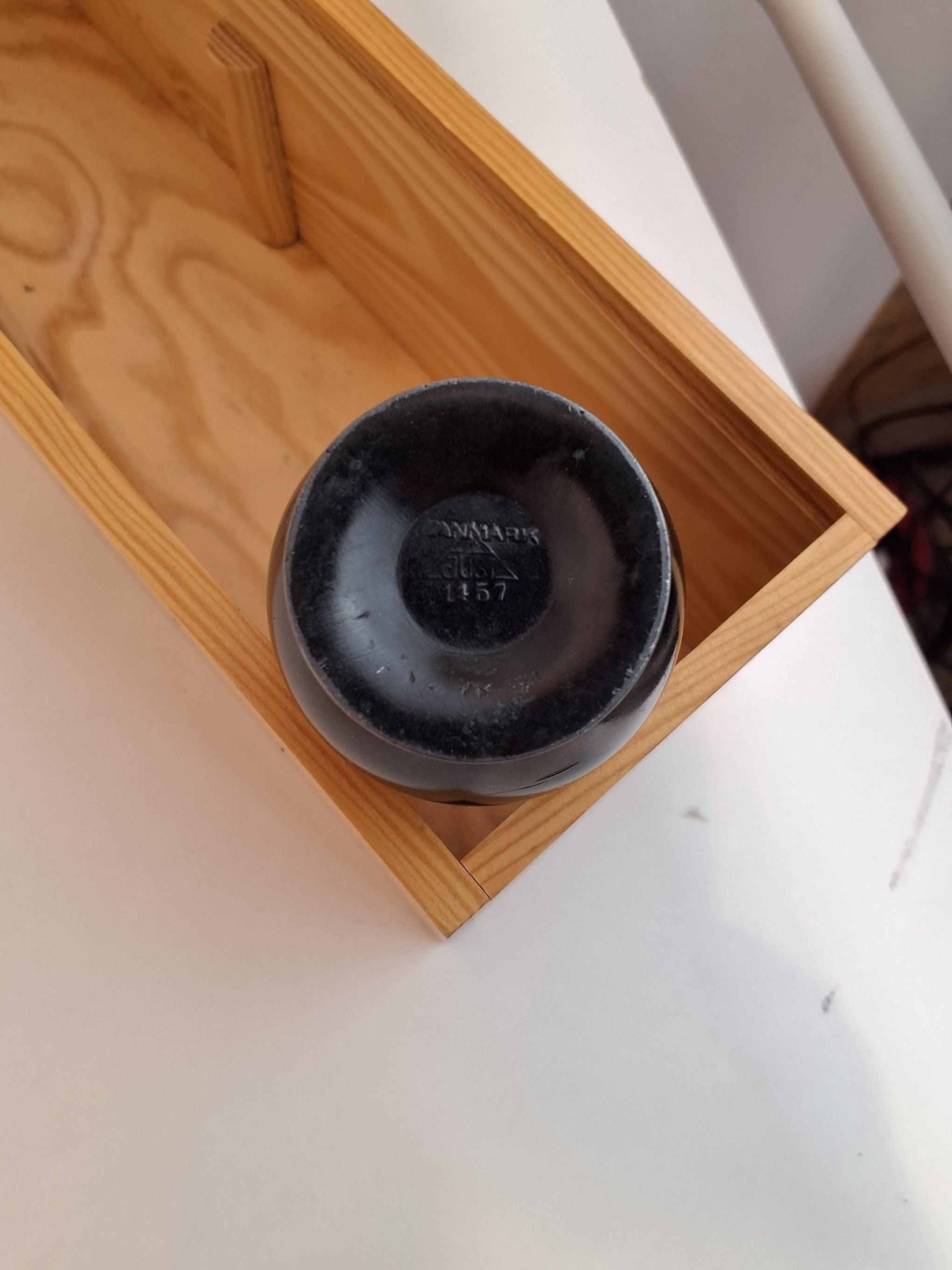 Lille vase i diskometal