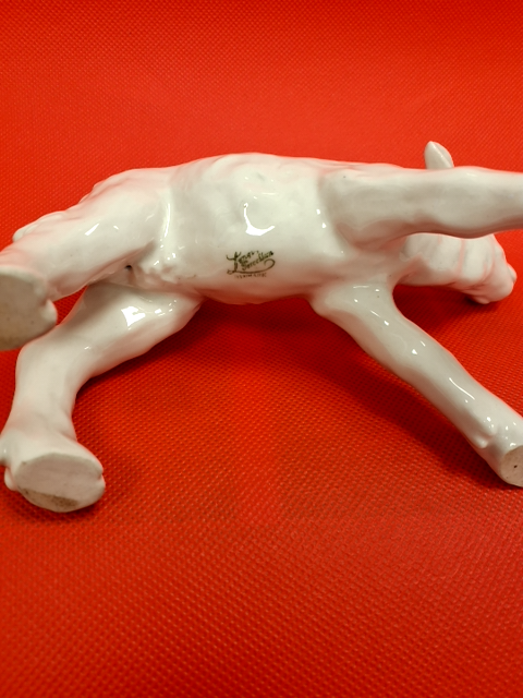 Kalv fra Lyngby porcelæn
