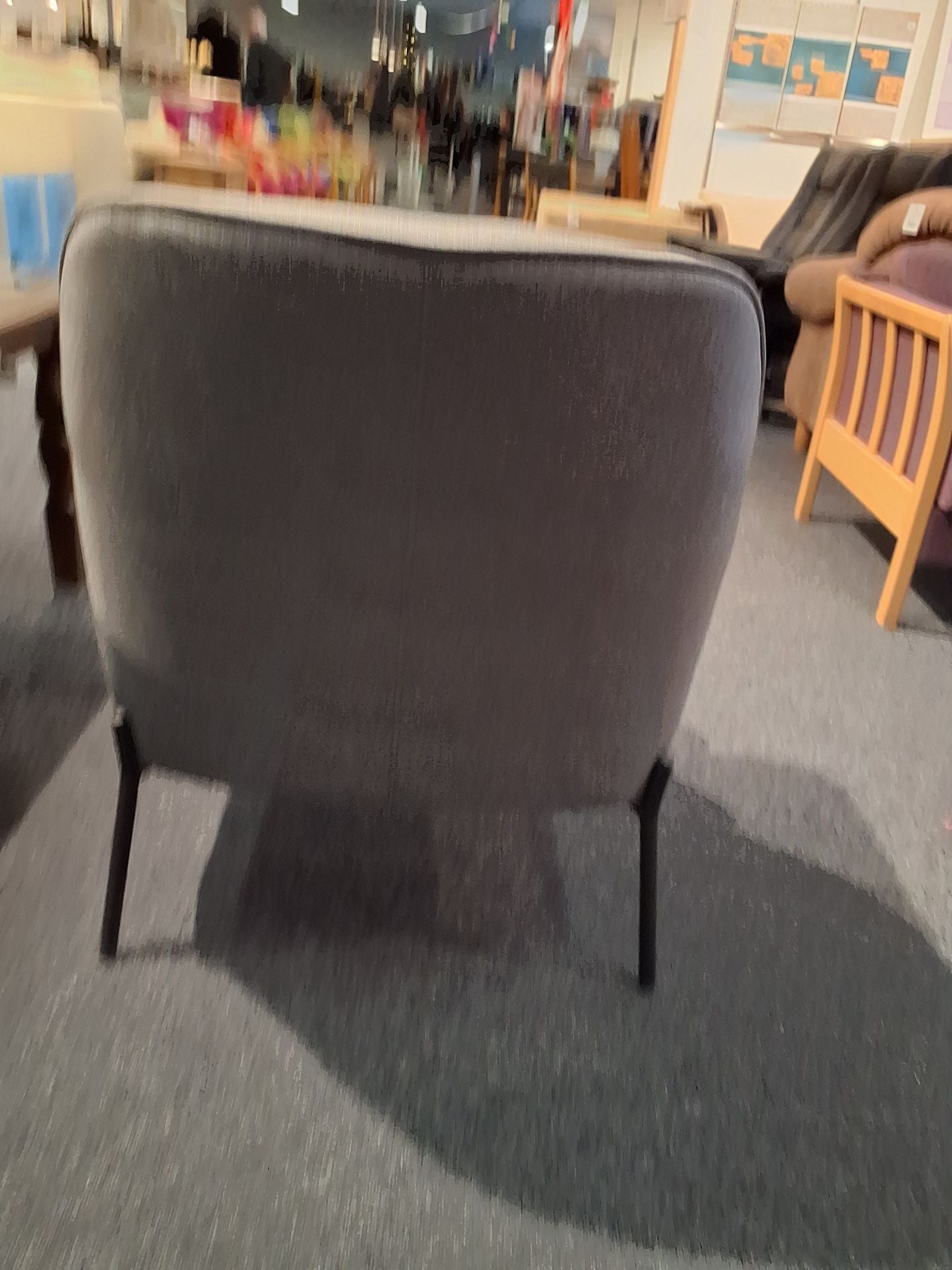 Stol med polstret sæde