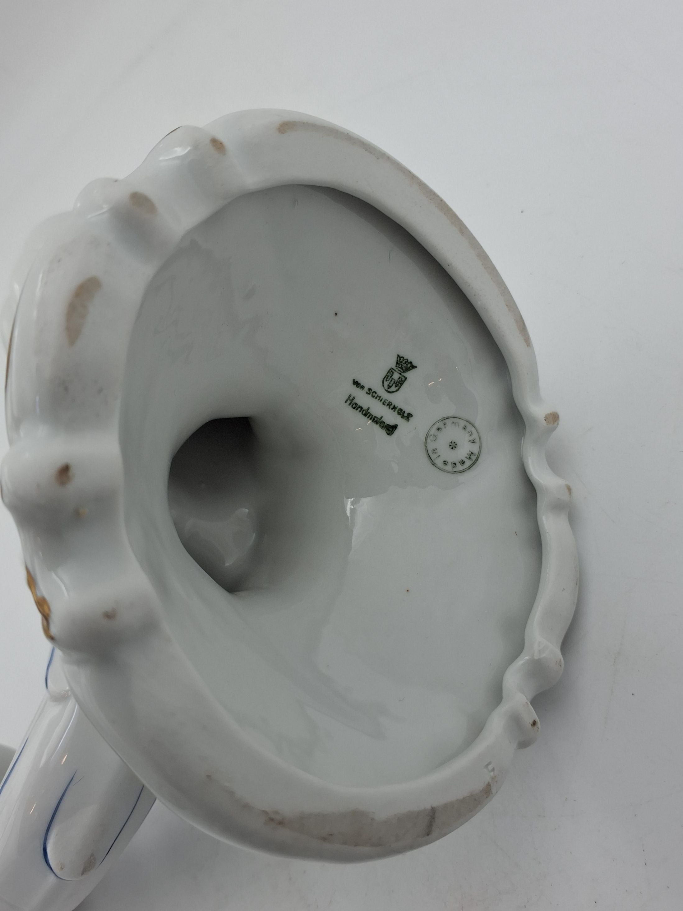 Porcelænslysestage, to-armet i rokokostil