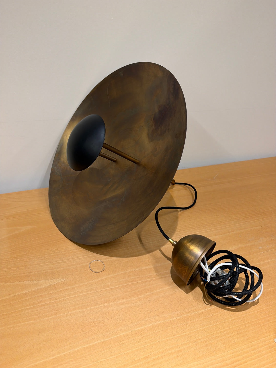 Satellit-pendel af Johan Carpner