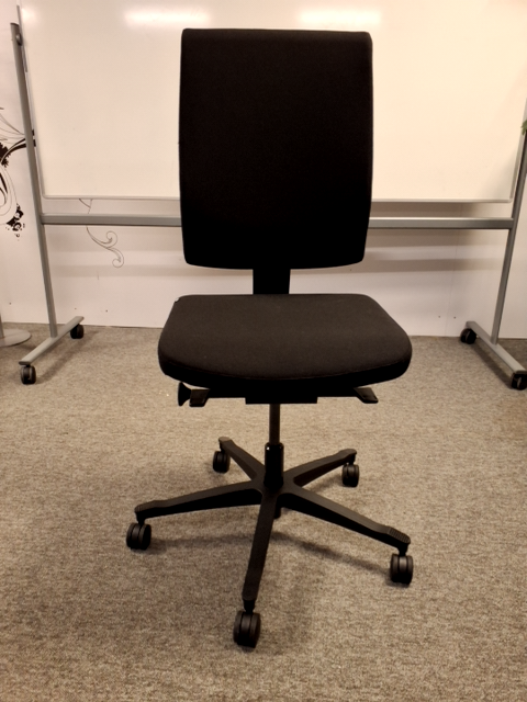 Kontorstol fra EFG - 5021