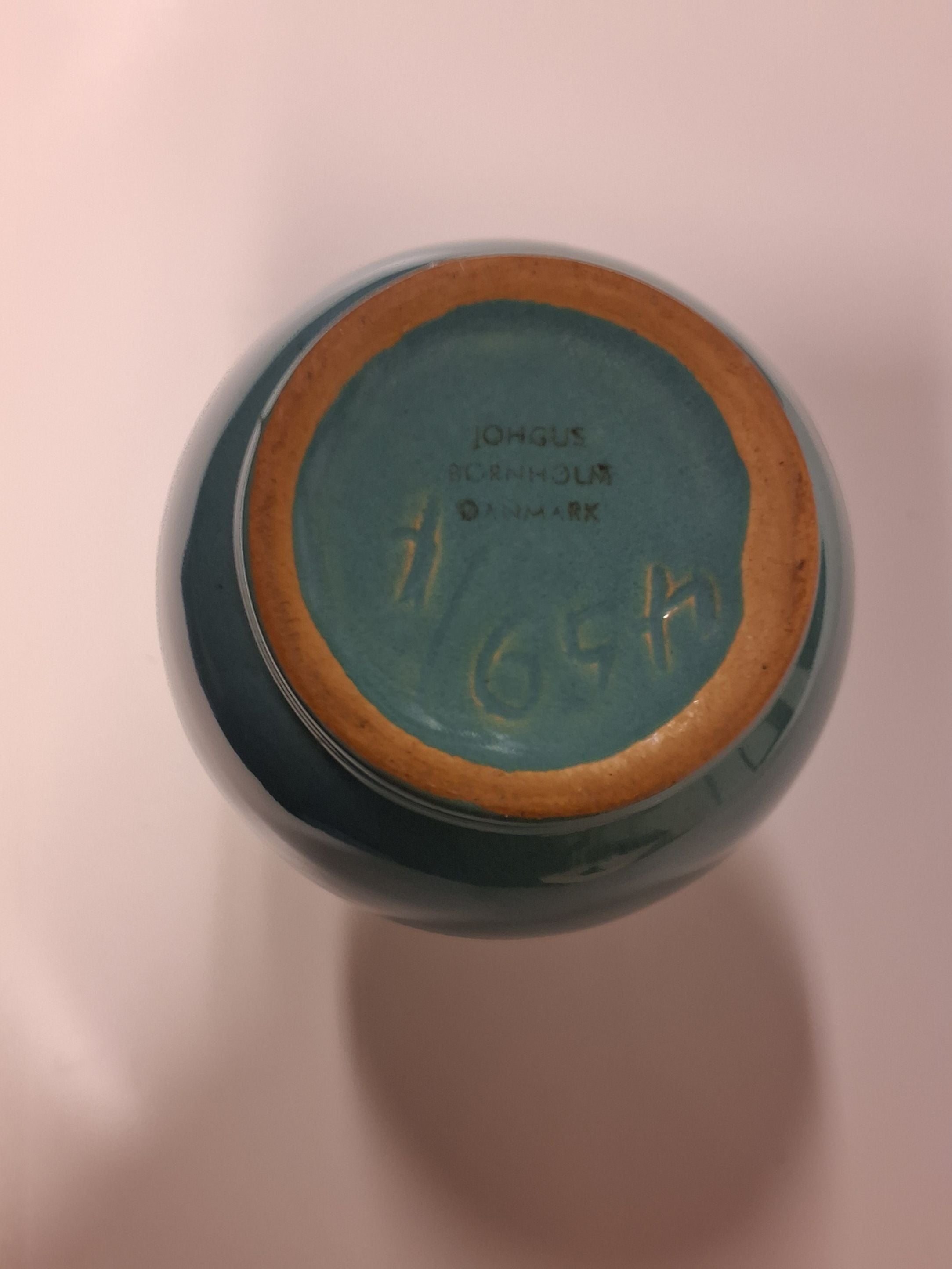 Vase af keramik - Johgus