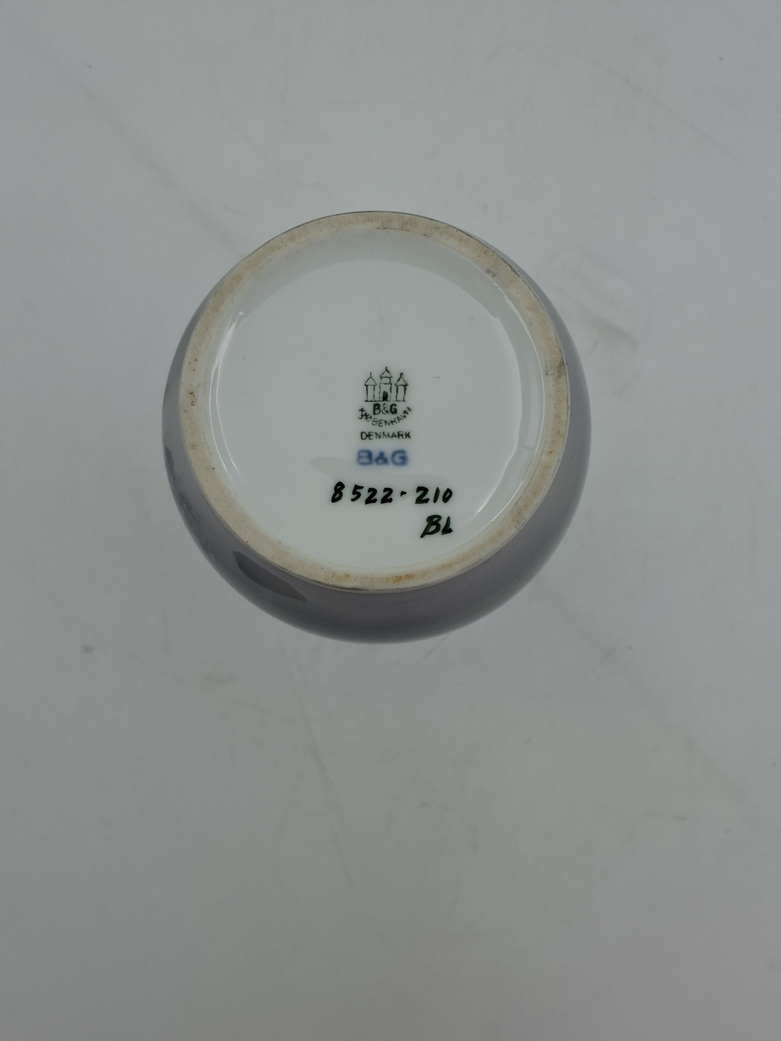 B&G vase m/landskabsmotiv