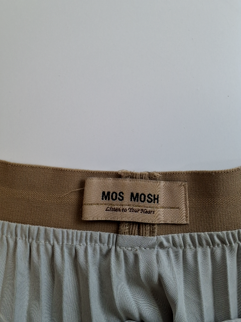 Mos Mosh Nederdel