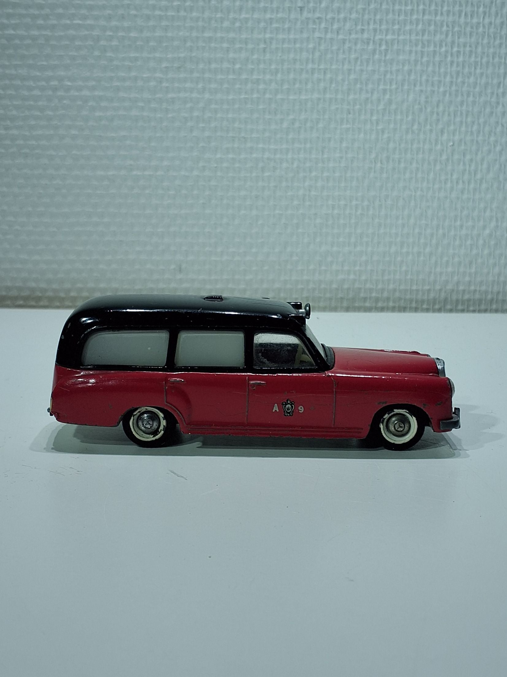 Tekno Danmark ambulance