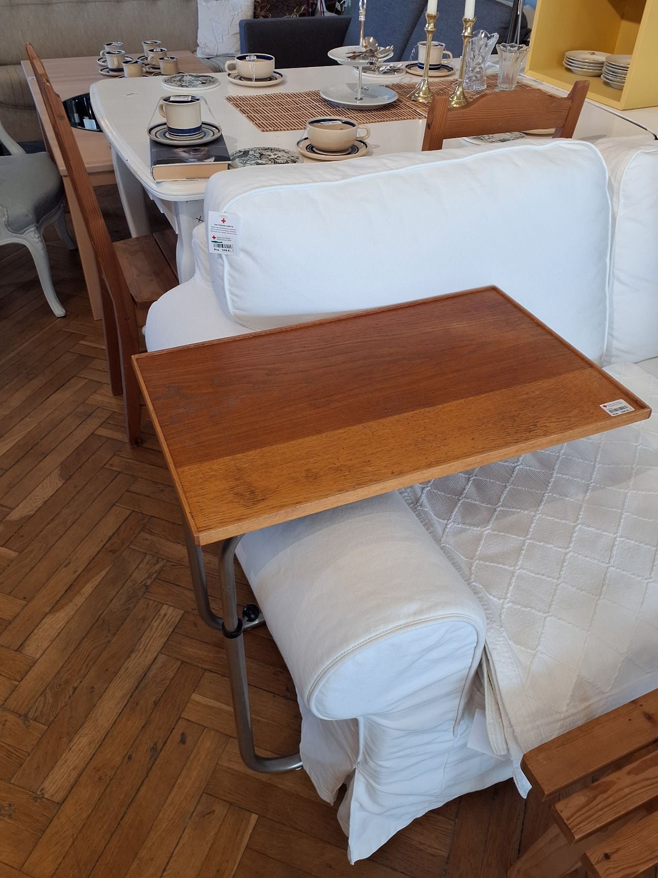 Sengebord / Skrivebord