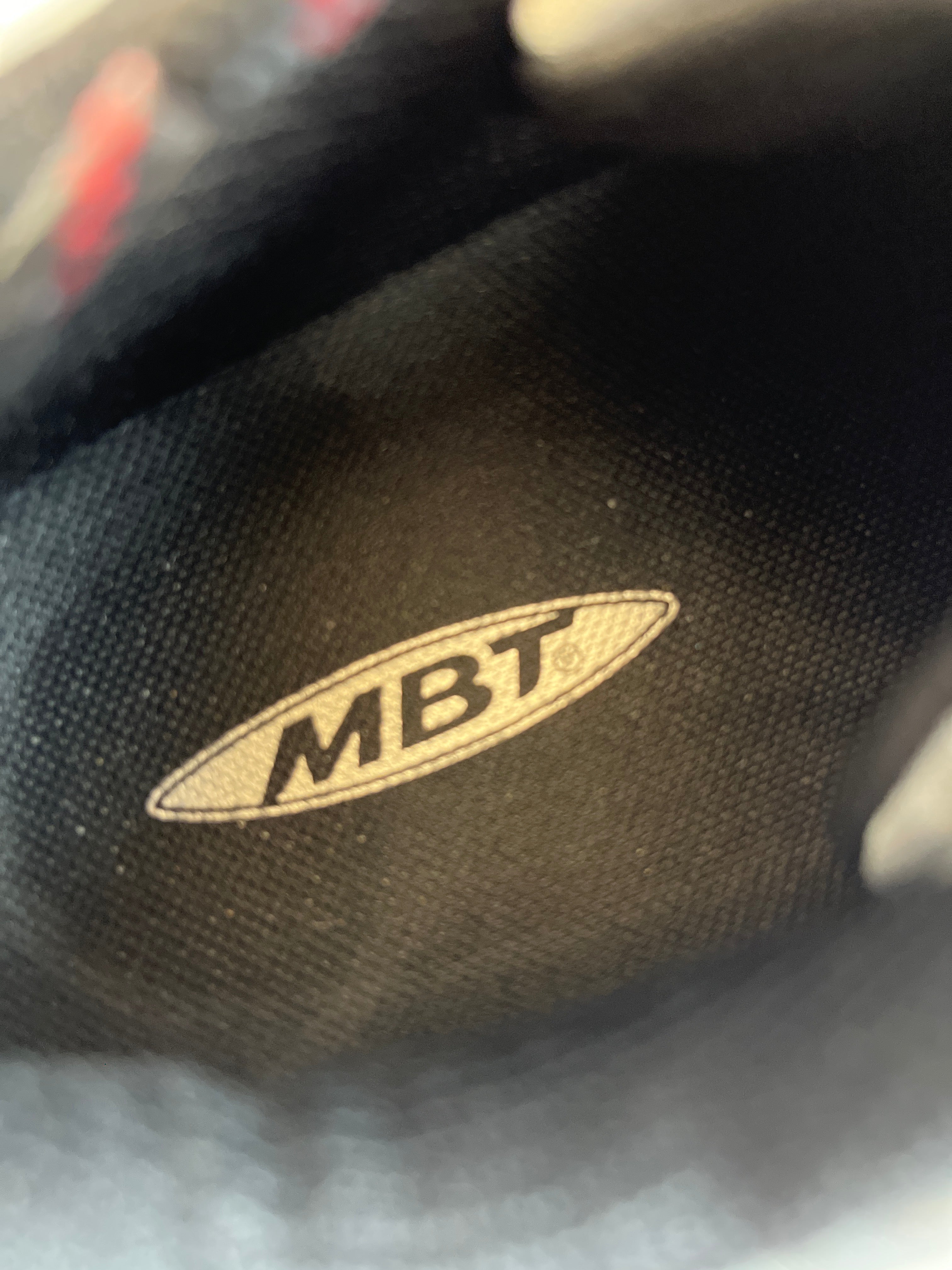 MBT Sko (H647)