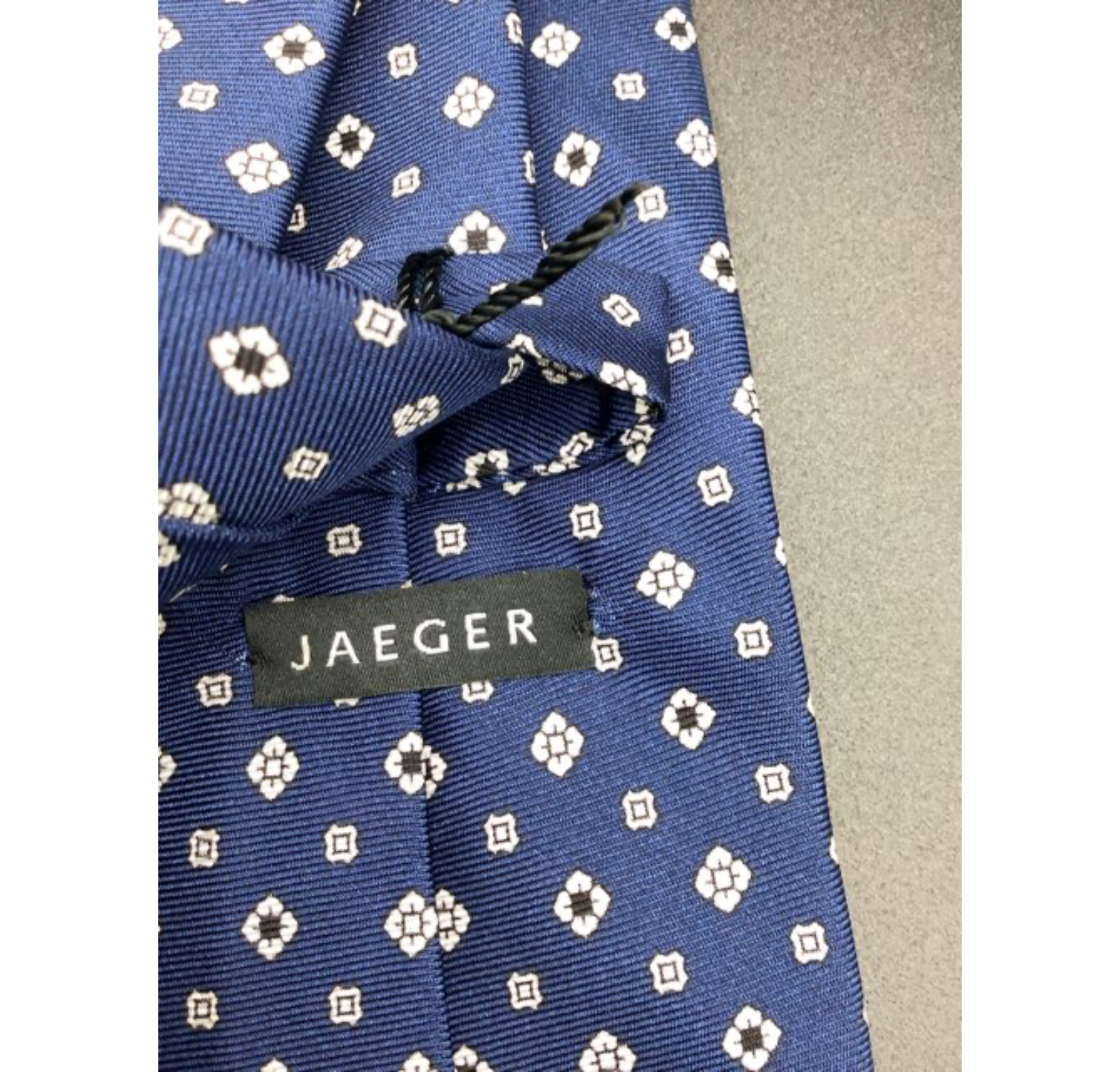 Jaeger Slips (H347)