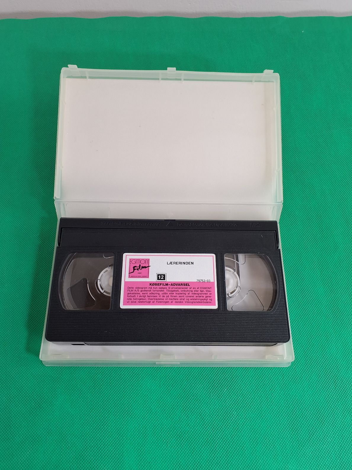 VHS.Bo Widerbergs. Lærerinden