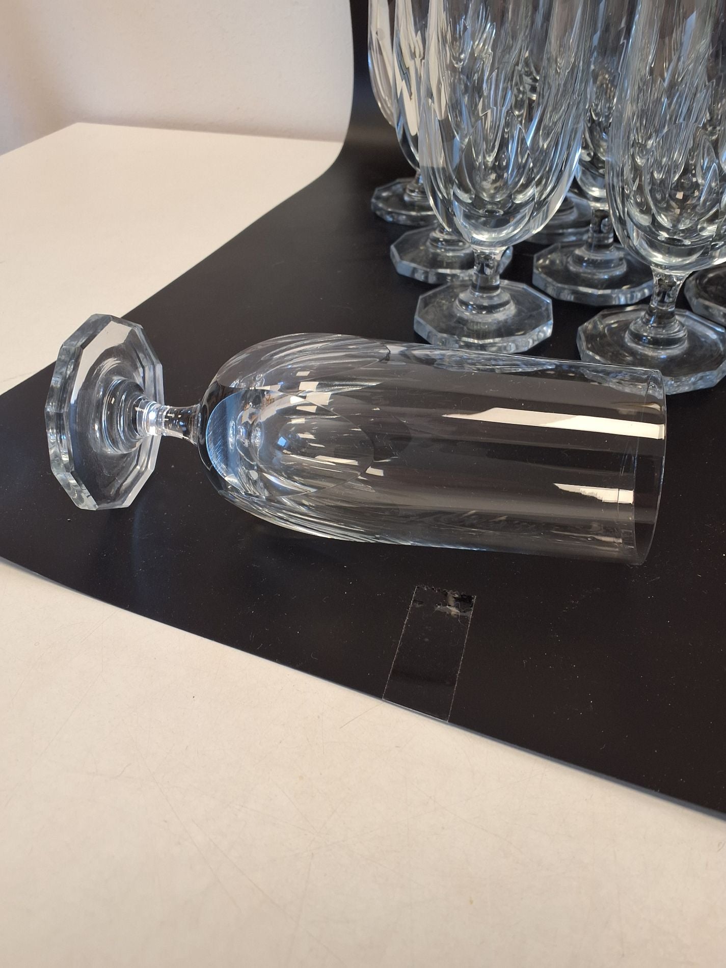 Glas e. Krystal