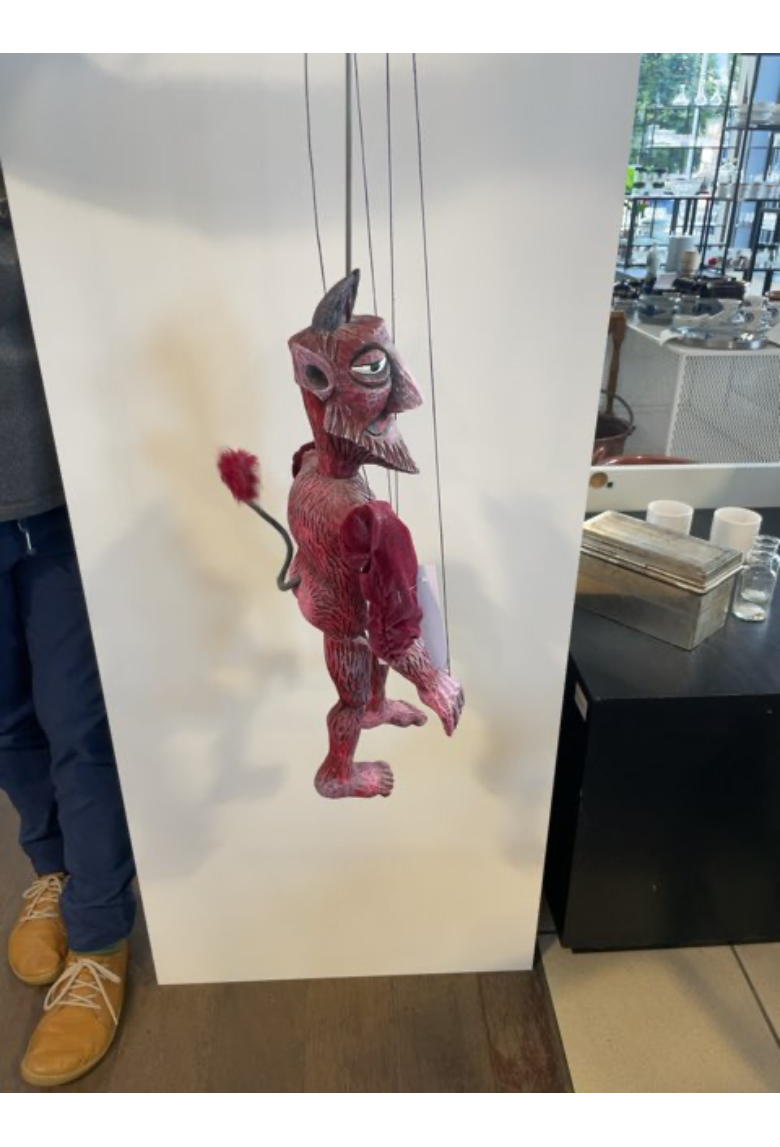 Marionet djævel dukke