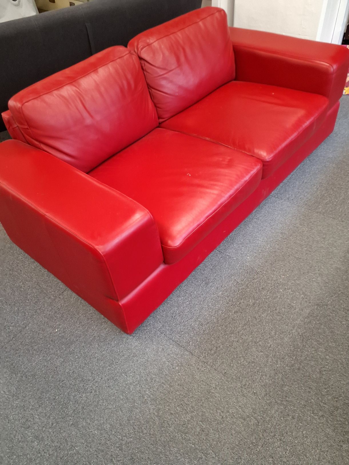 2 persons sofa