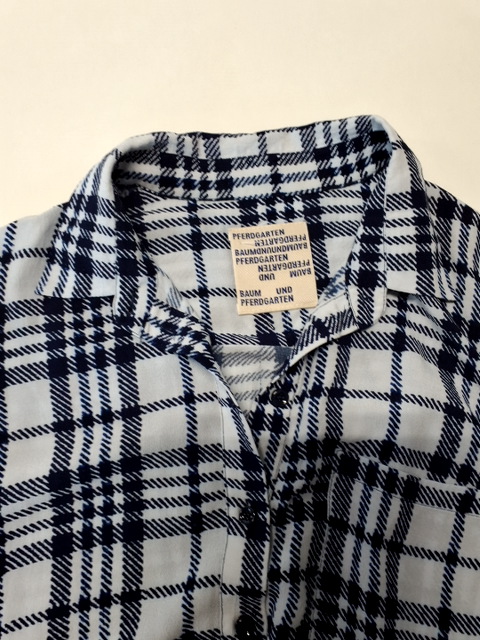 Baum und Pferdgarten Skjorte