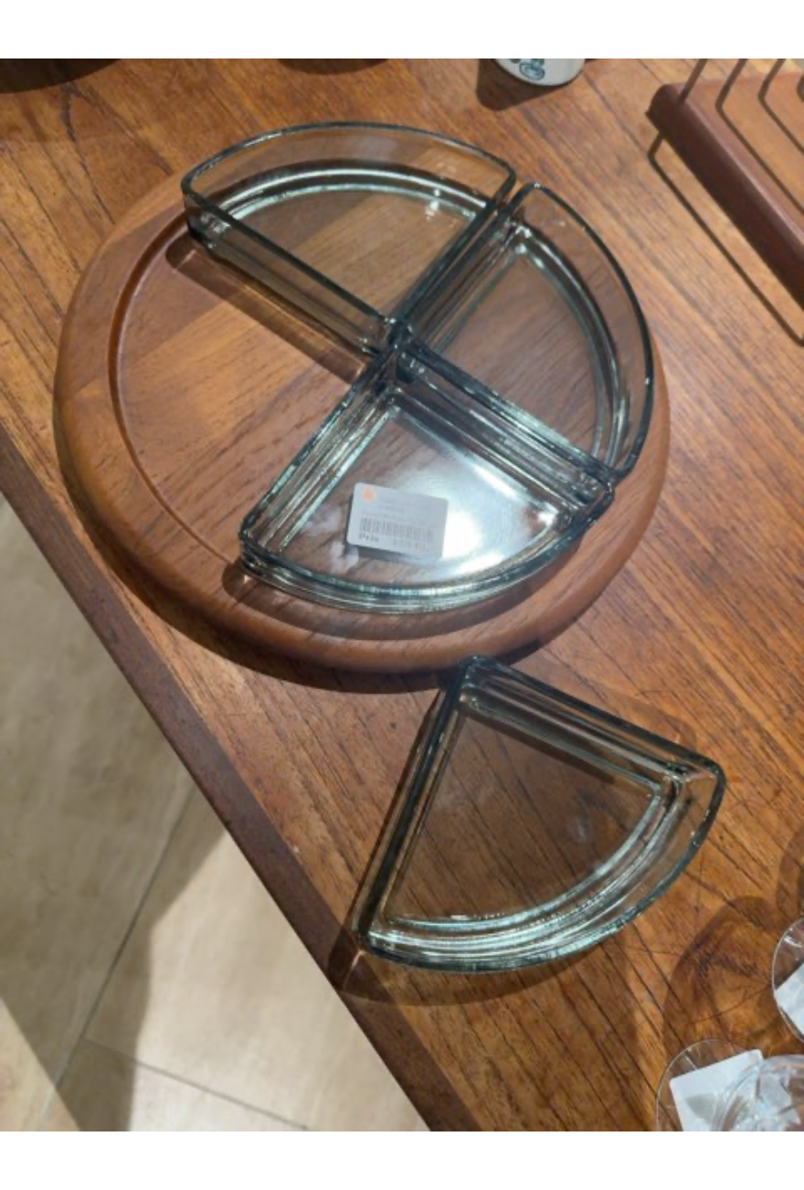 Træ fad med 4 glas skåle