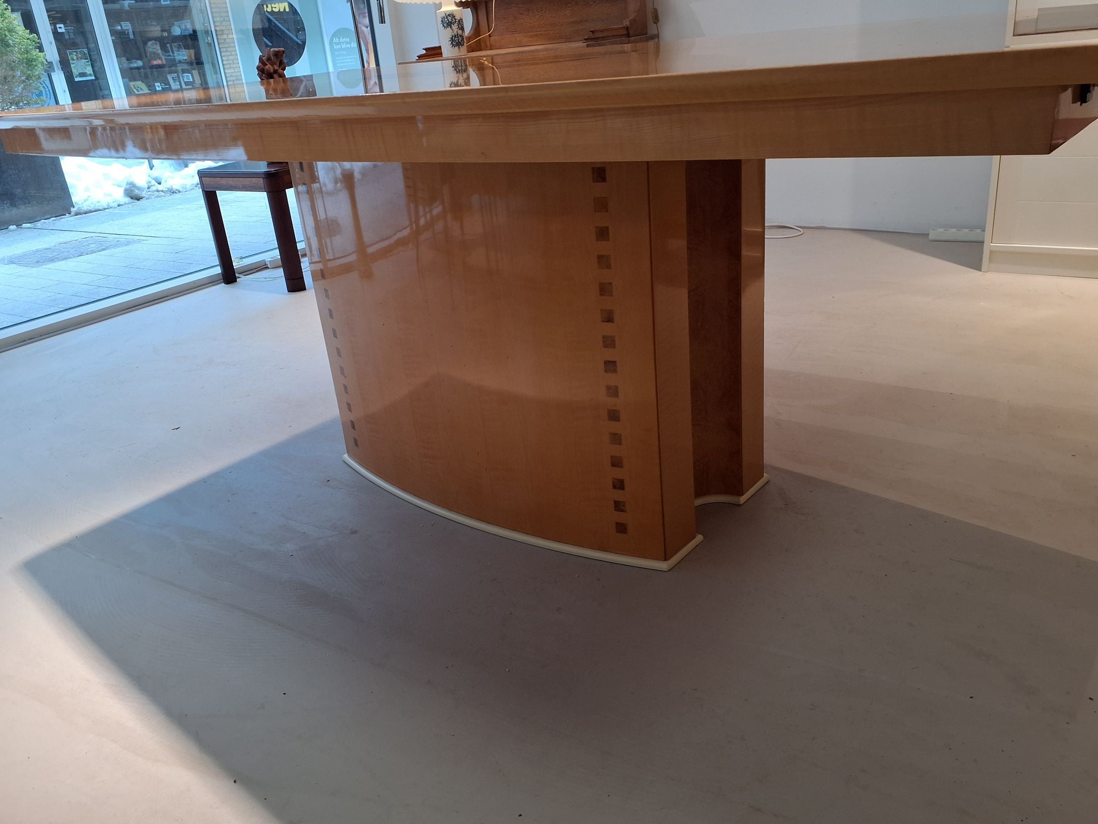 Dekorativt spisebord