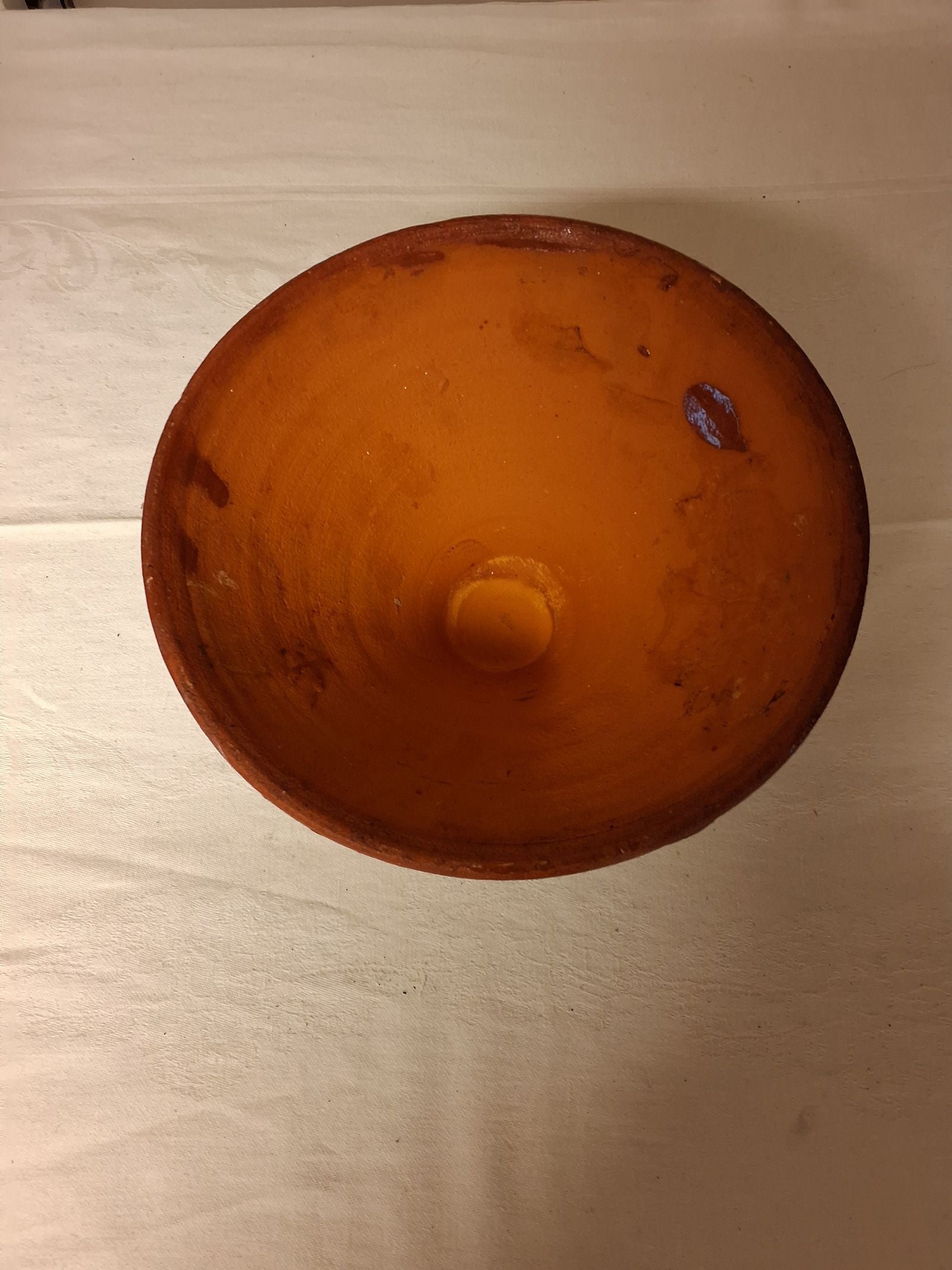 Terracota tagine med farverigt håndmalet motiv