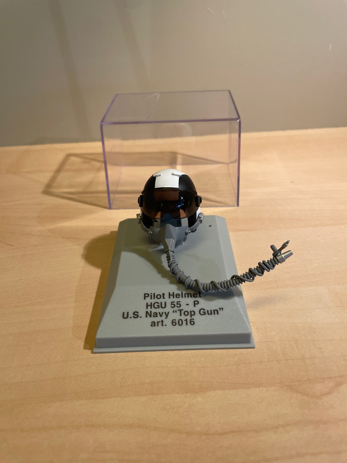 Model af Pilot hjelm