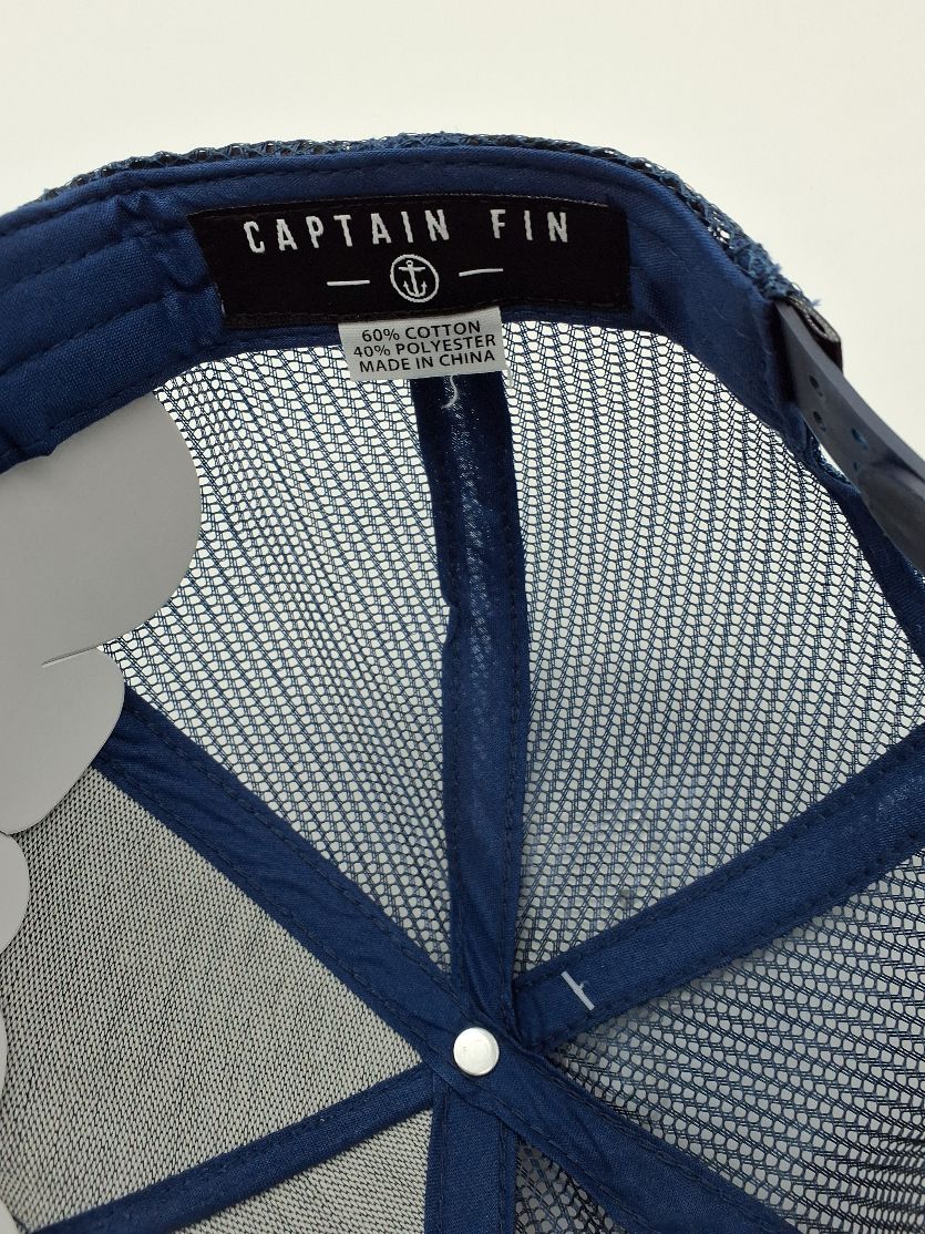 Captain Fin Kasket