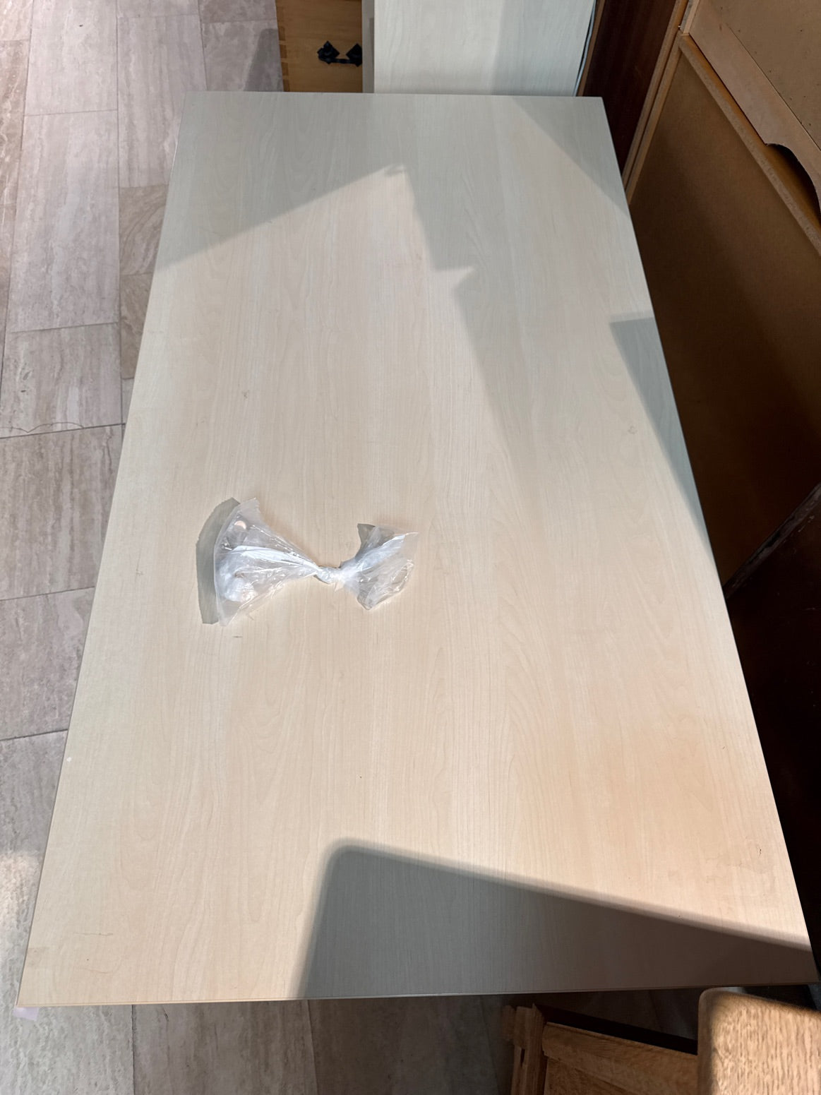Skrivebord lyst træ