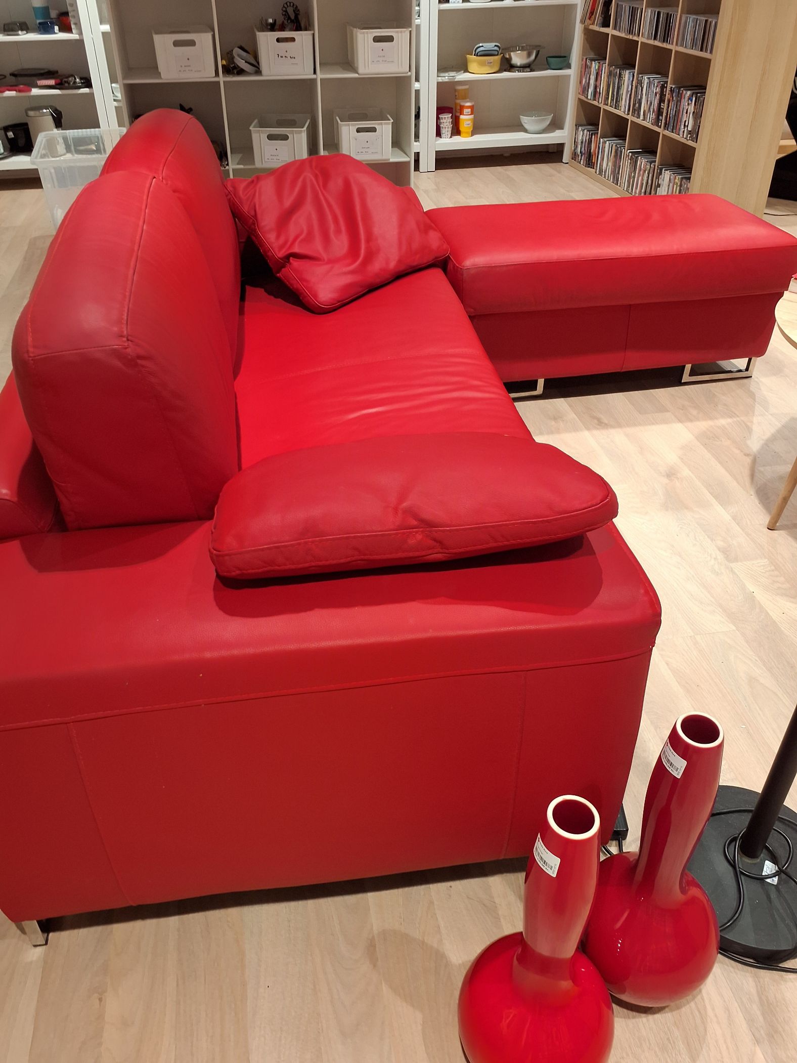 Flot rød sofa