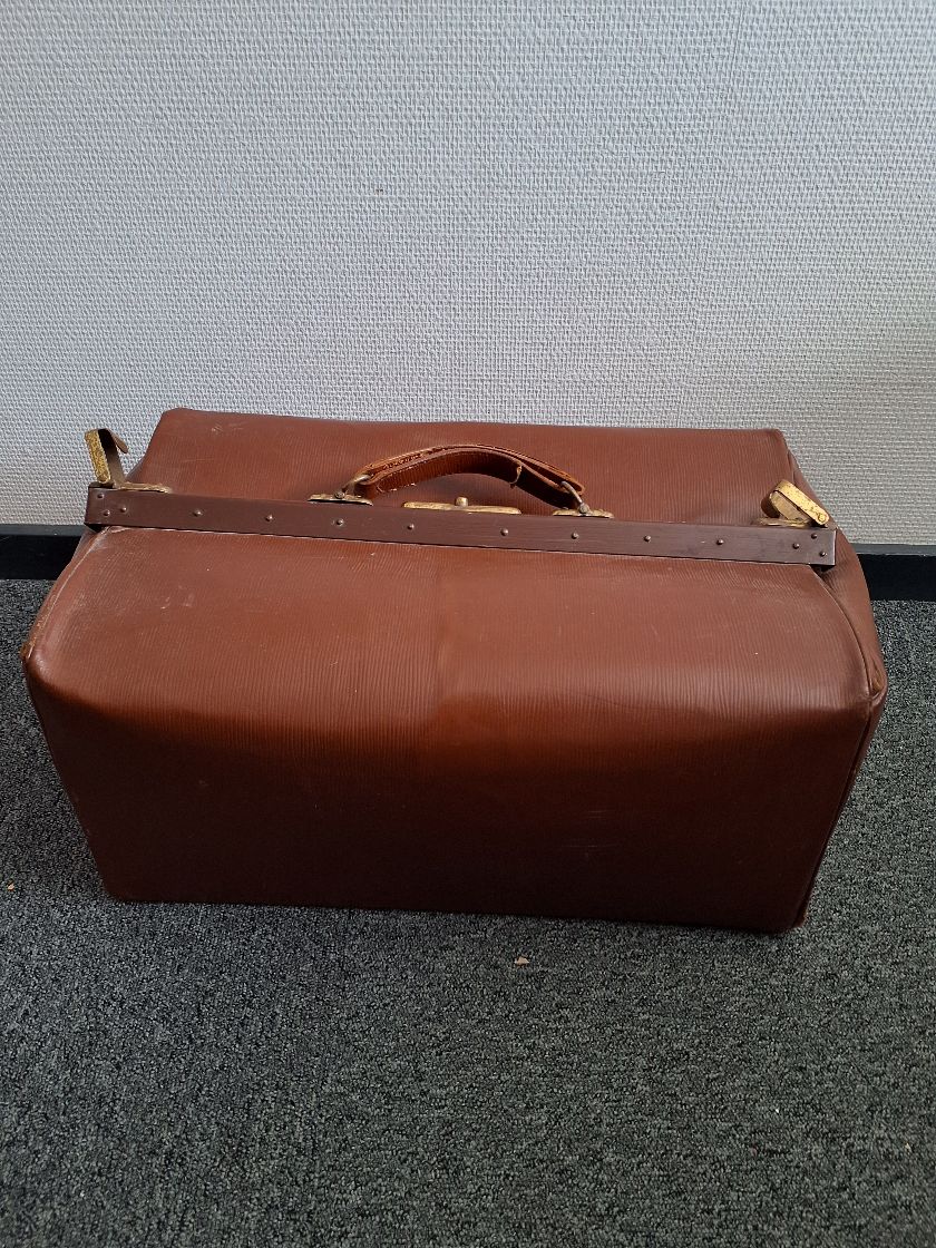 Læge/Jordmodertaske