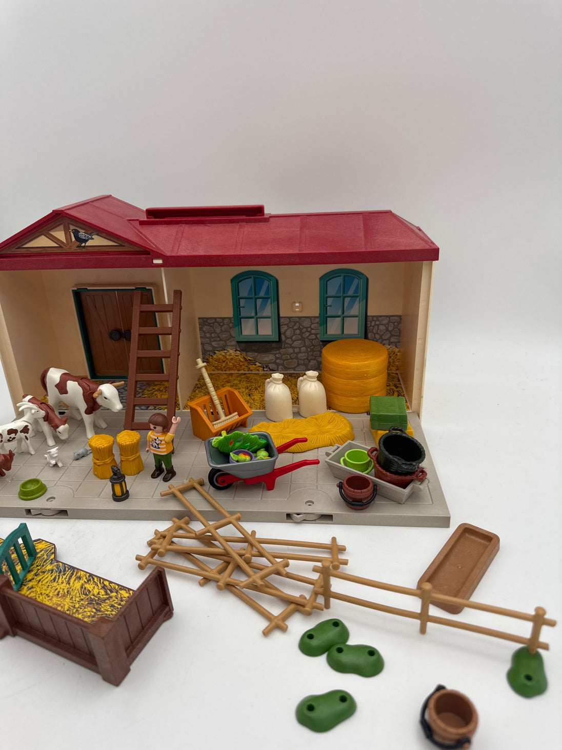 Playmobil bondegård med tilbehør