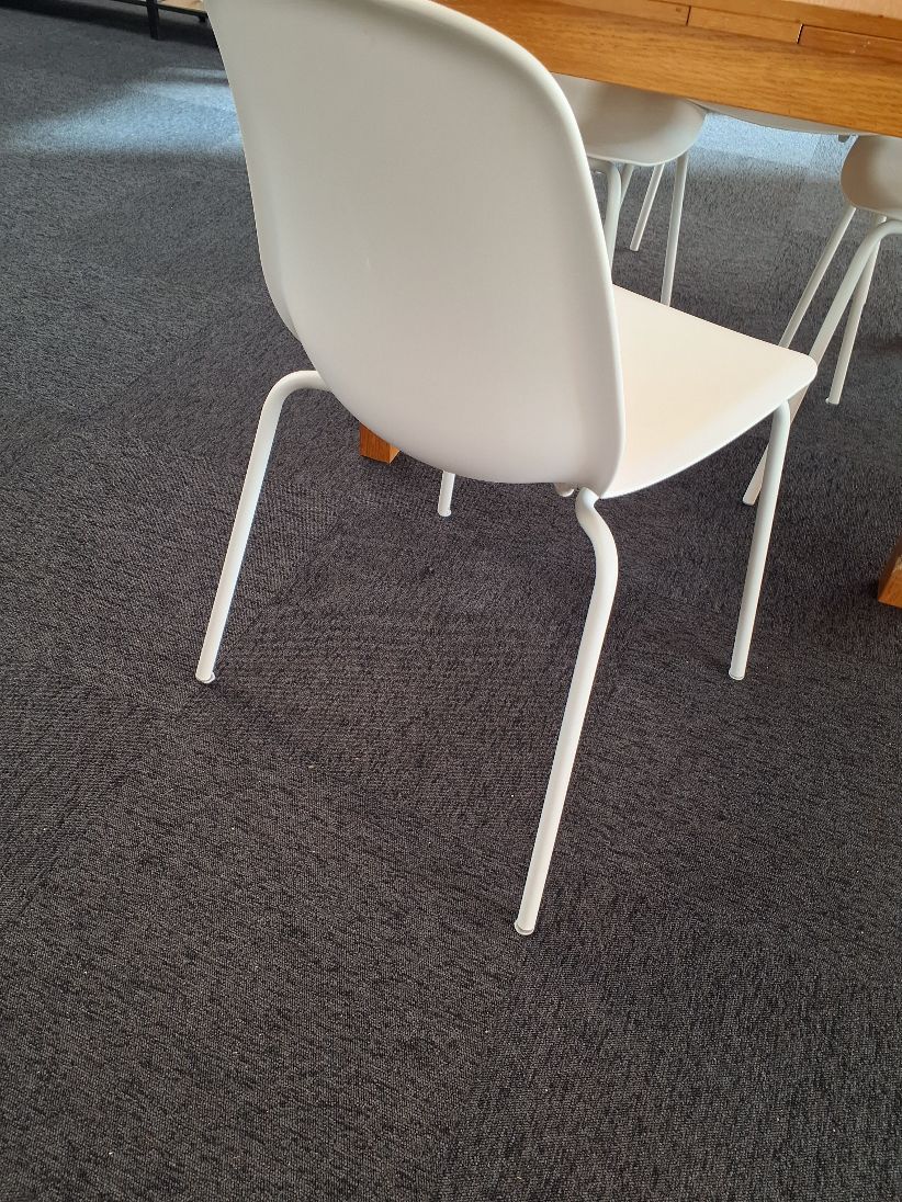 Hvid spisestuestol