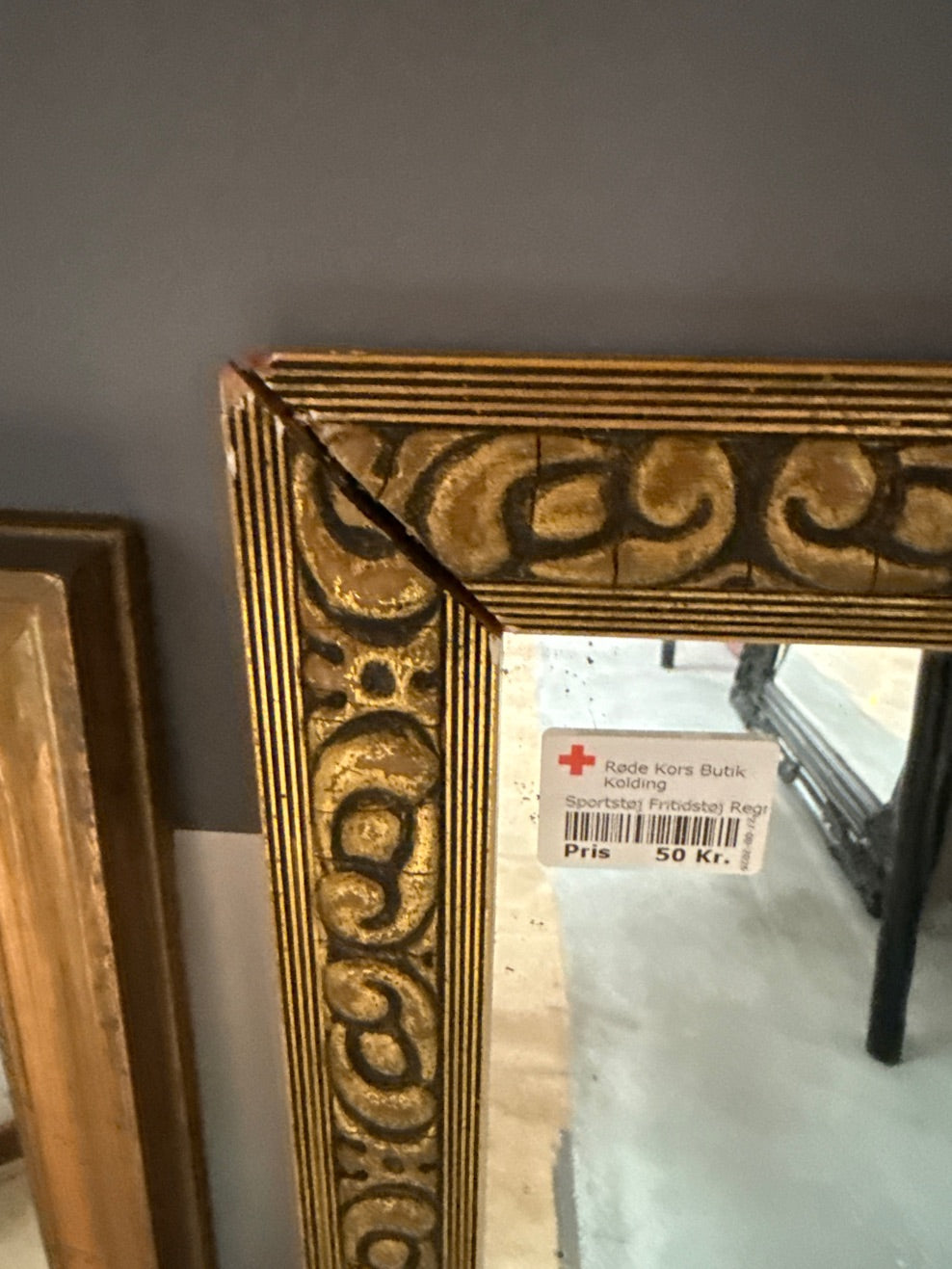 Spejl m. Detaljeret guldramme