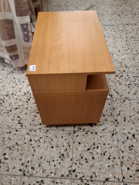 Tv bænk