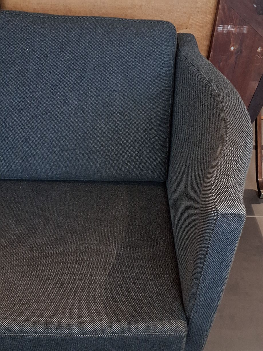 Nielaus sofa