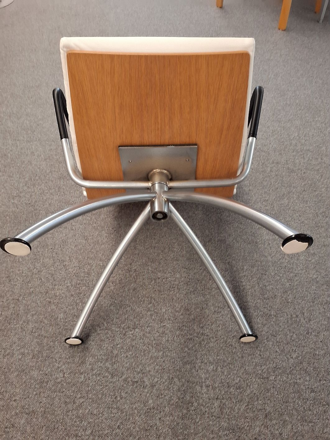 Lounge stol Charles Eames - 6517