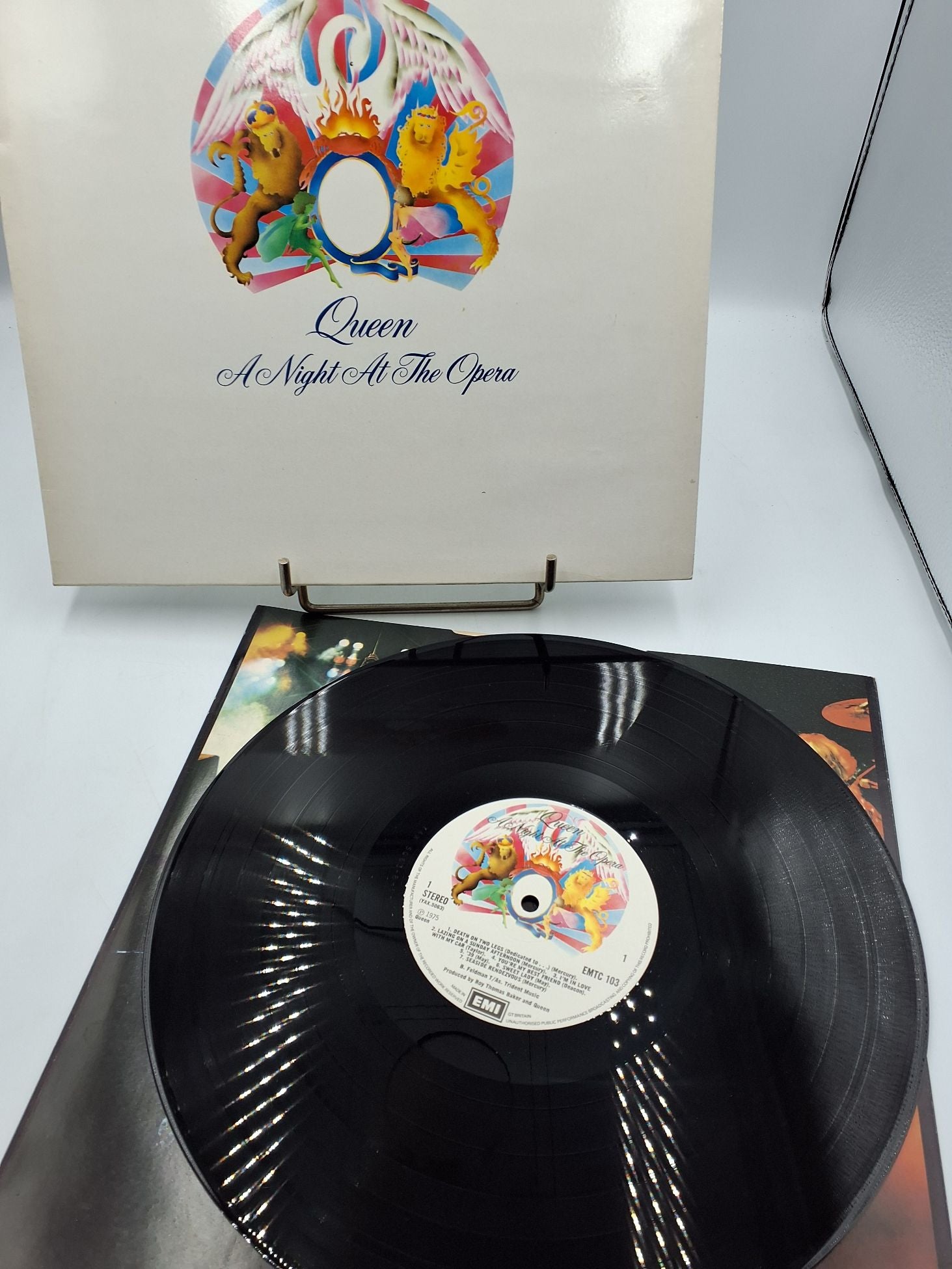 Queen A Nigth in the opera LP
