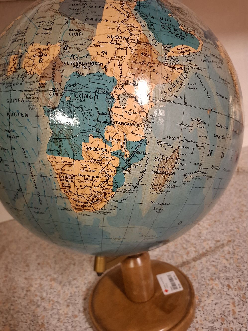 Retro globus