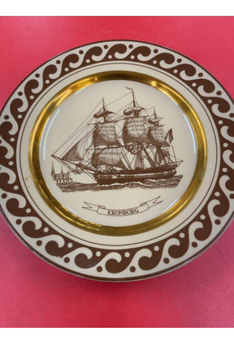 Ottensten platter med skibsmotiver