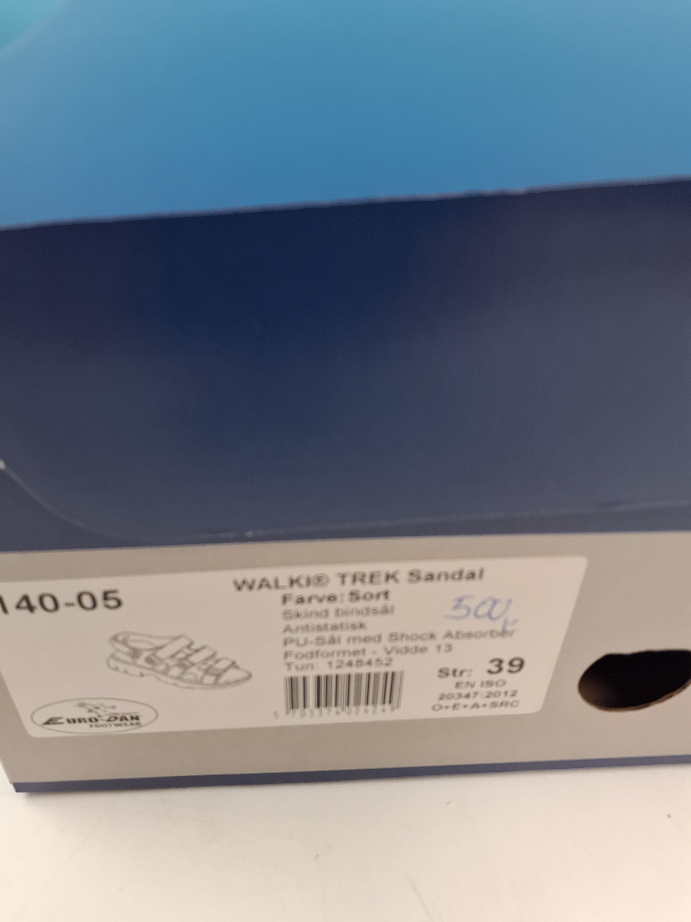 Walki trek sandal