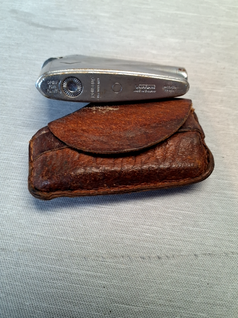 Ronson Premier Varaflame lighter
