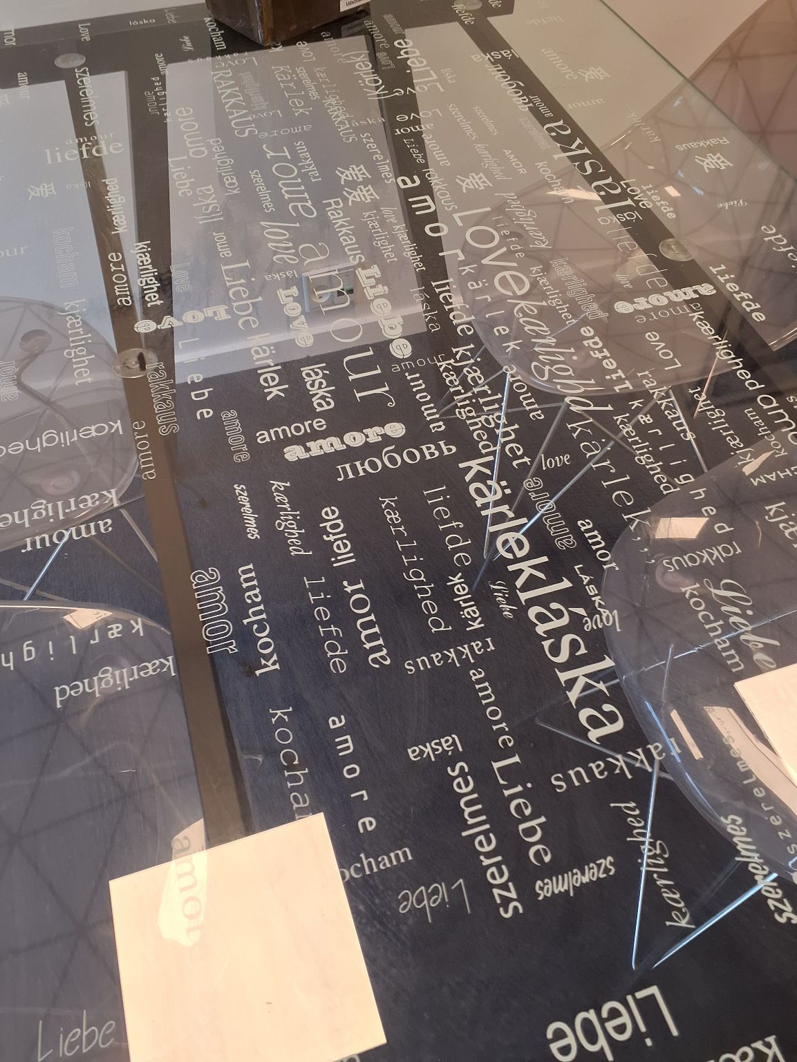 Glas spisebord