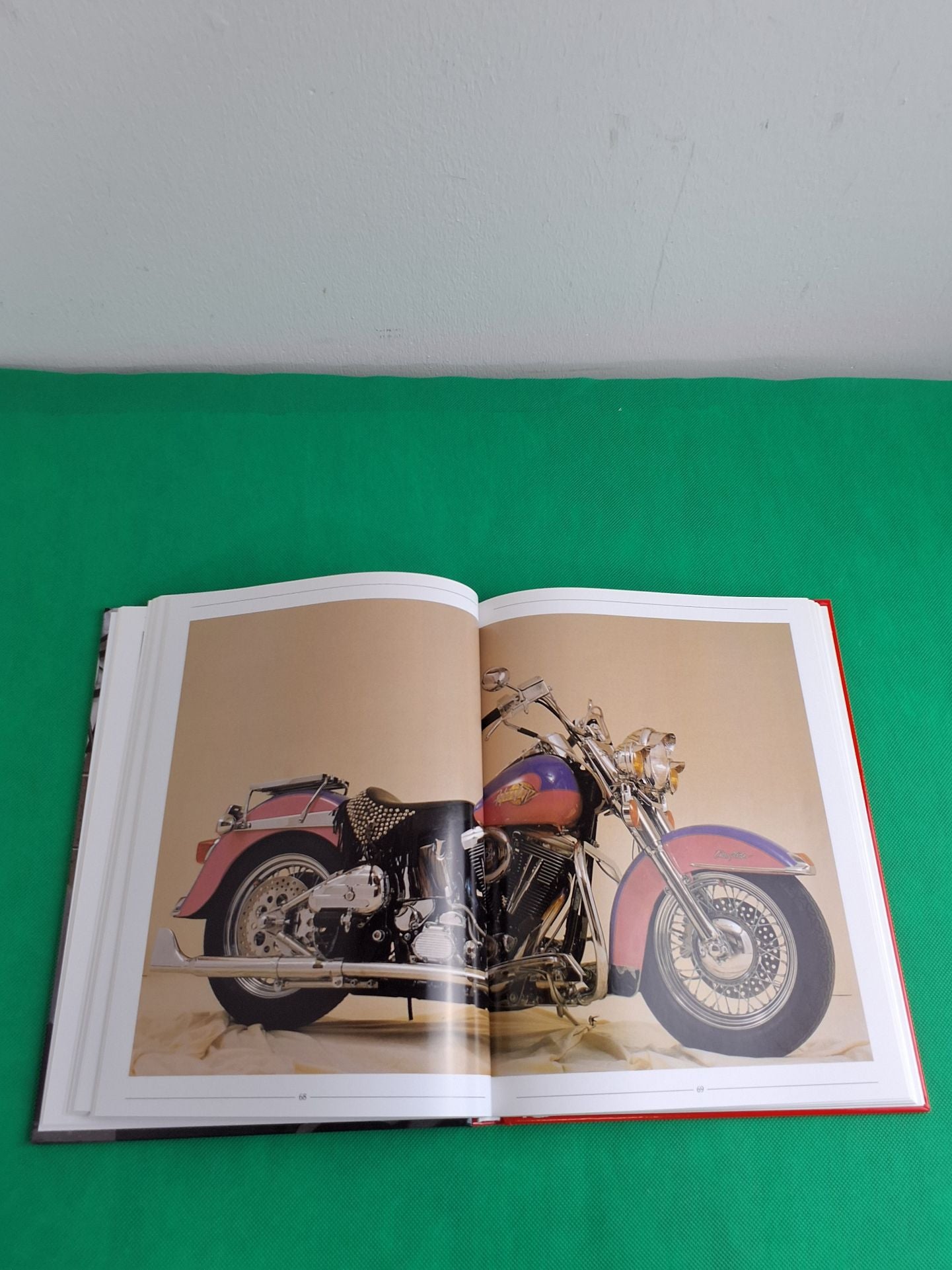 Bog: Harley-Davidson drømmemaskiner