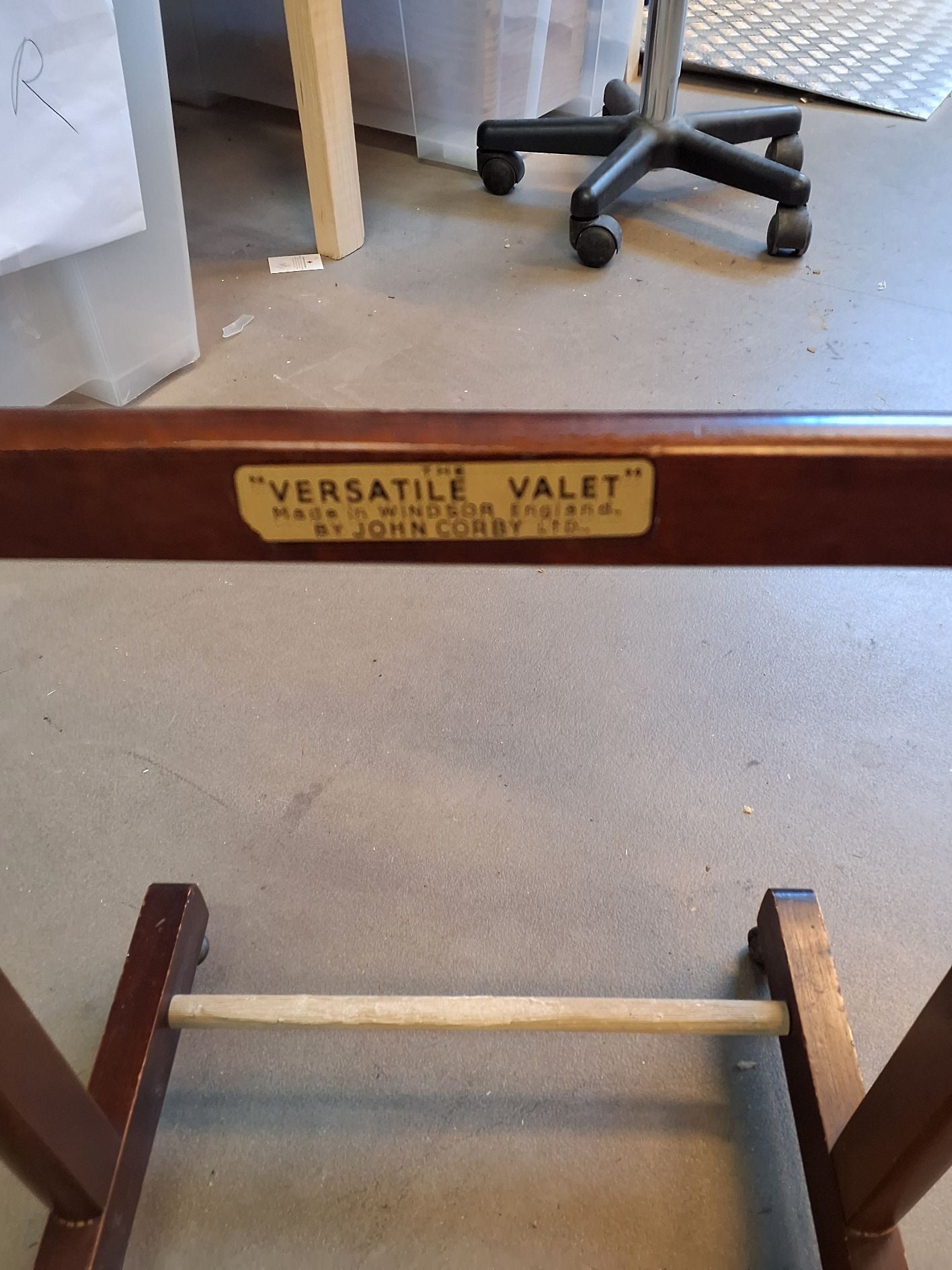 Gentleman's Valet