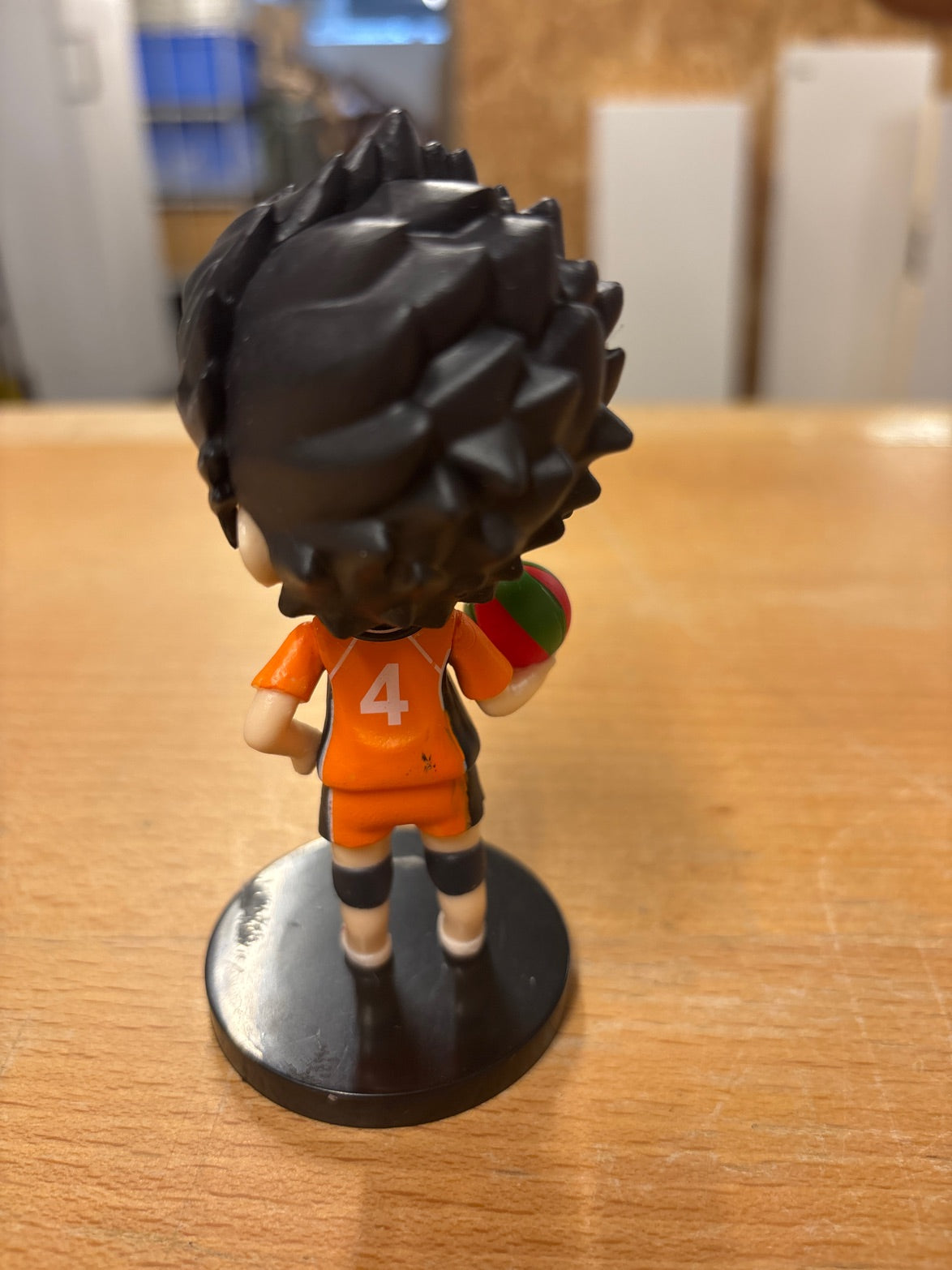 Samlingsfigur, sort hår