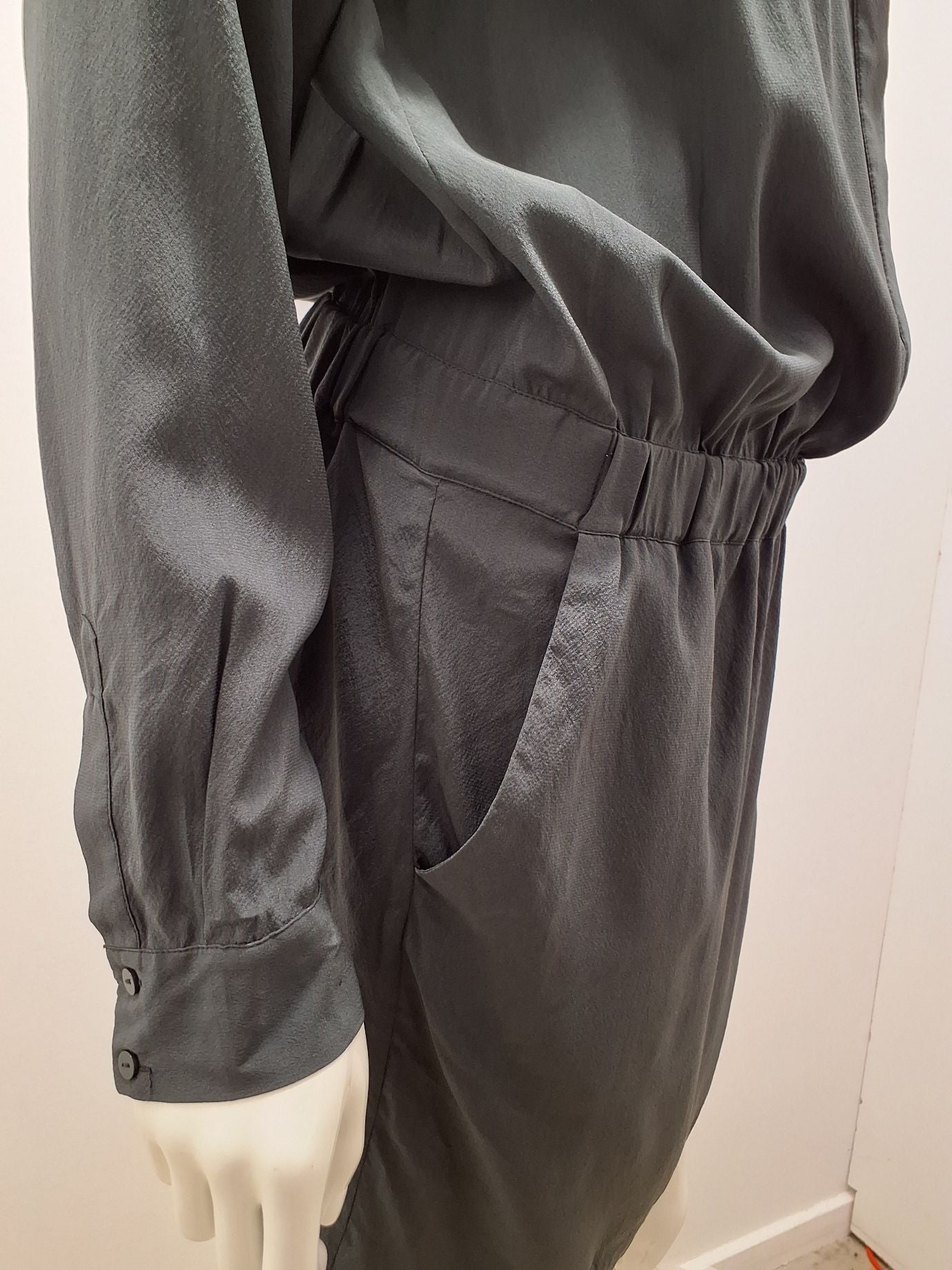 Designers Remix Silke Kjole