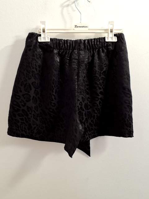 Karmamia Shorts