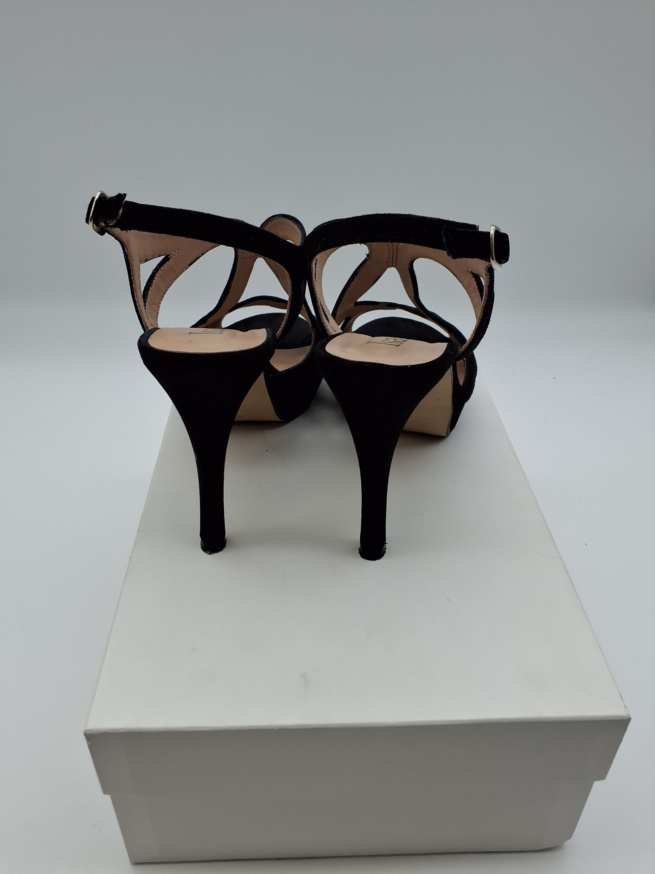Isabell Sandal