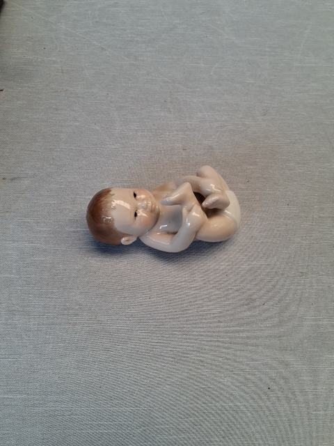 Royal Copenhagen Pludrende Baby