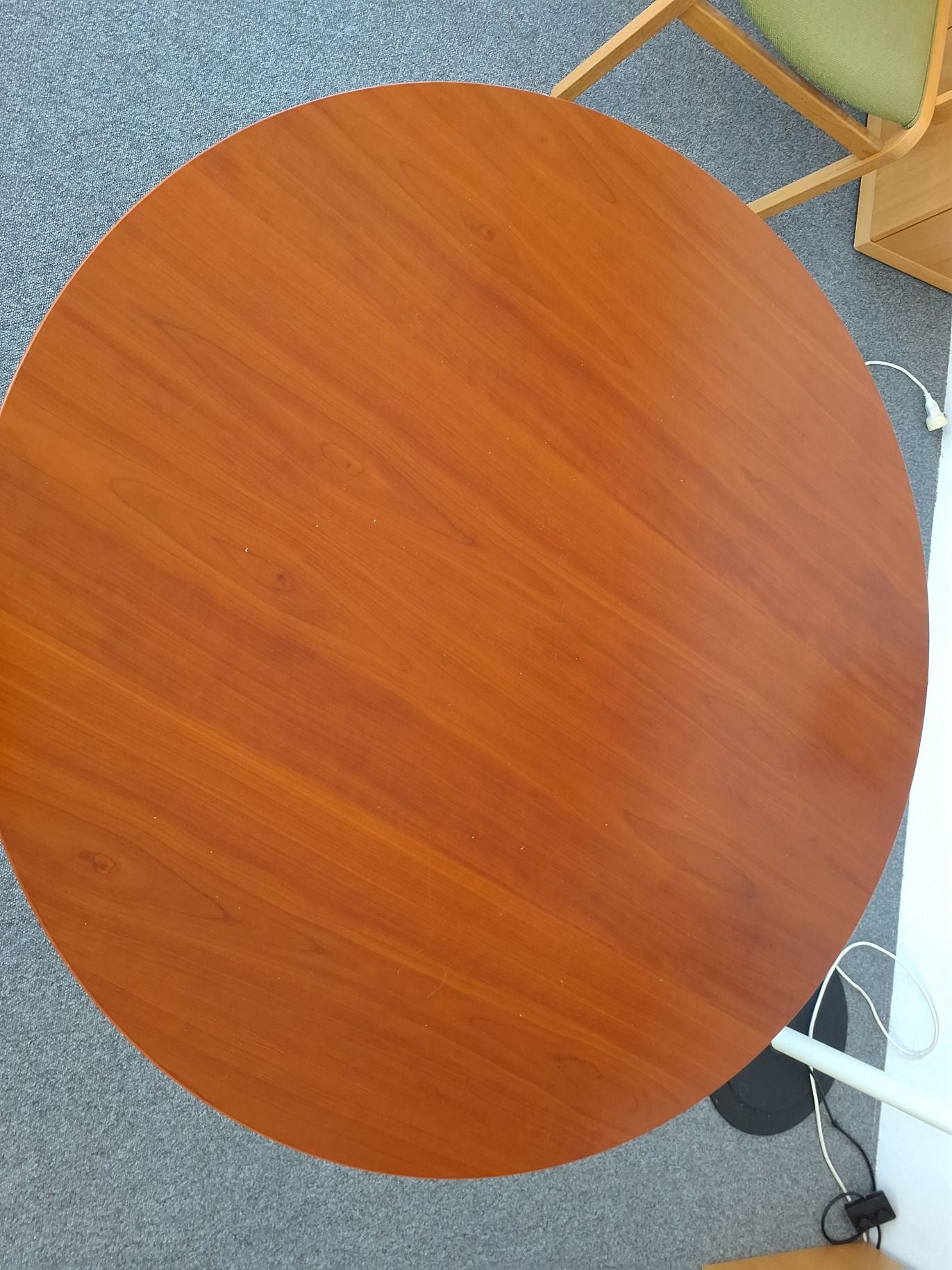 Rundt Konference/Spisebord - 7102