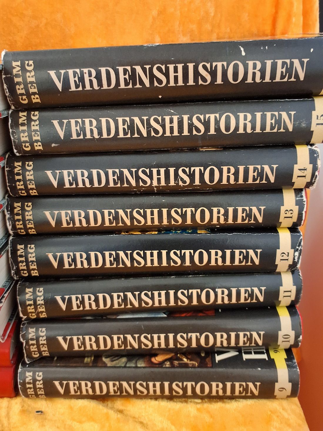 Verdenshistorien - Grimberg - Sæt med 16 bøger