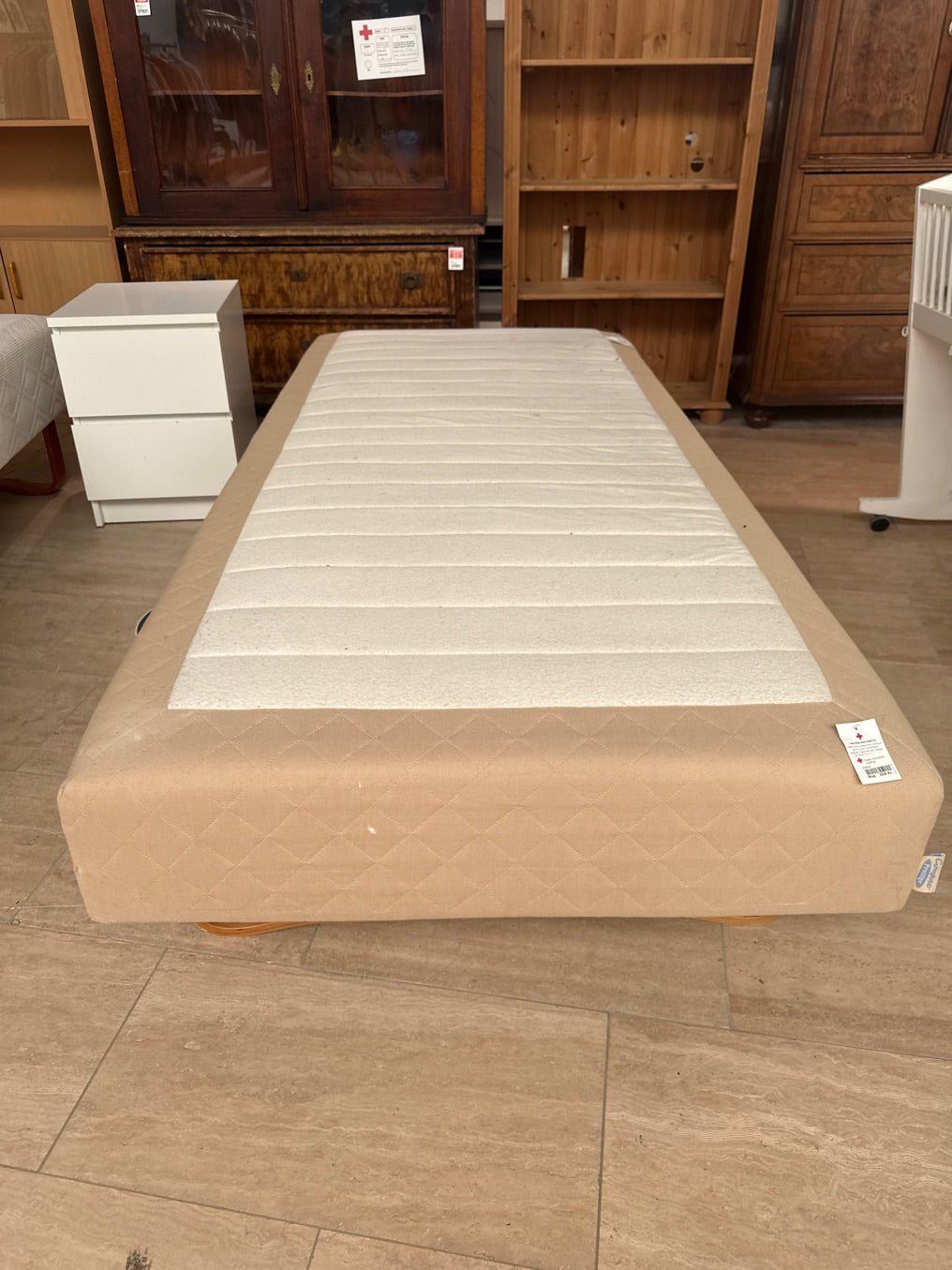 Seng m. Beige kant