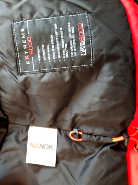 Nanok ski jakke