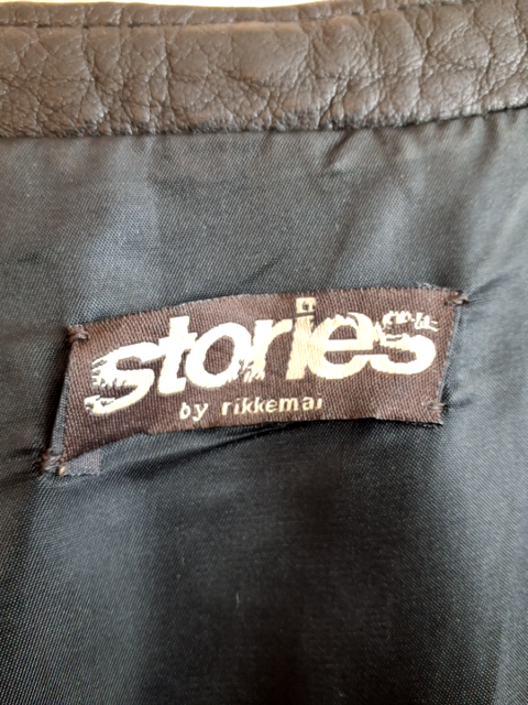 Stories by Rikkemai skind kjole (G475)